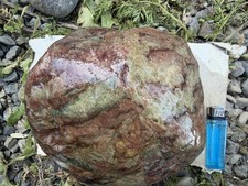 Massive California Serpentine Breccia•Jade-Like Green+Red Natural Display Stone picture
