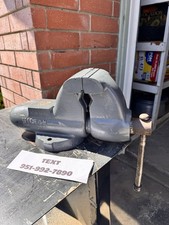 Large Wilton bullet vise picture