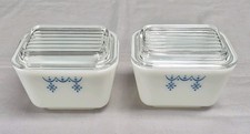 Vintage Pyrex Blue Snowflake Garland Refrigerator Dish 501-B Set/2 with Lids picture