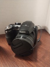 Fujifilm FinePix S4250WM Bridge Camera 14MP 24x OpticalZoom Black Flash picture
