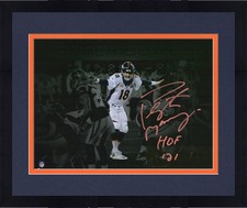 Framed Peyton Manning Denver Broncos Signed 11x14 Action Photo w/HOF 21 Insc picture