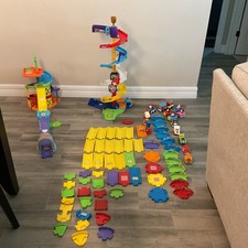 VTech Go Smart Wheels Ultimate Corkscrew Tower/spinning tower/cars 80 pieces picture