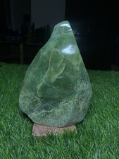 Grossular Garnet Freeform 1.440 kg 6.5