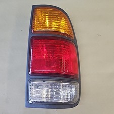 Toyota Tundra 00-06 Rear PS Tail Light - Right, Passenger Side picture