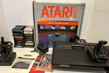 Atari 2600 4-Switch Vader Black Console + Box & Games - See Description picture