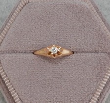 ANTIQUE VINTAGE 10K GOLD DIAMOND SOLITAIRE BELCHER SETTING CHILD RING Size 1.5 picture