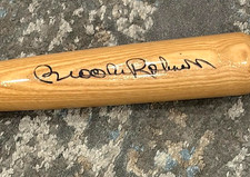 Brooks Robinson Signed Wooden Baseball Bat Orioles HOF Autograph No COA picture