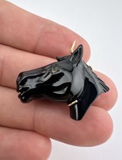Vintage 14k Yellow Gold Carved Onyx Horse Equestrian Pendant 7.8g picture