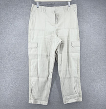 Chicos The Ultimate Fit Cargo Pants Women Size 2 Beige Crop Basic NEW picture