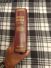 Vintage 1965 RSV Holy Bible with Apocrypha Thomas Nelson Red Hardcover 1968 picture