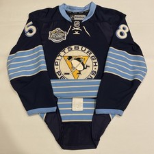 (READ) Authentic Kris Letang Pittsburgh Penguins 2011 Winter Classic Jersey 46 picture