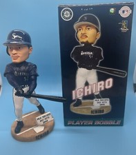NIB NEW Ichiro Mariners 2004 262 Hits Season Bobblehead Player Bobble Japan picture