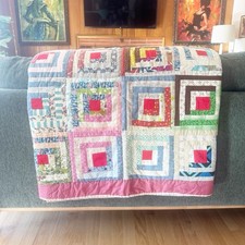 Vintage Log Cabin Pattern Cotton Quilt Twin 68โx82โ Machine Patchwork picture