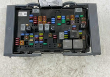2007-2009 Chevy Tahoe Engine Fuse Box Assembly OEM With Warranty picture