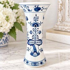 Vintage Meissen Blue Onion Porcelain Trumpet Vase 10