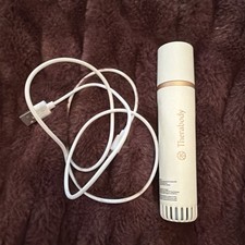 GENTLY USED THERAFACE DEPUFFING WAND THERABODY BEAUTY INSTANT HOT &COLD THERAPY picture