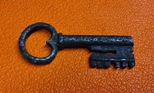 ANTIQUE 15TH / 16TH CENTURY WROUGHT COLLECTIBLE IRON   LOCK KEY **7,7cm** picture