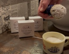Old Spice Shaving Soap, thick lather, wonderful 4.7 Ounce (Pack of 1), White  picture