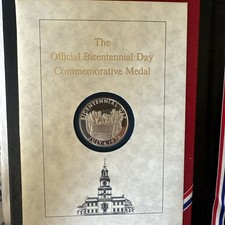 The Official Bicentennial Day Commemorative Medal Signature Book 1976 picture