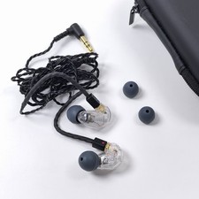 Shure SE215 Wired In-Ear Earphones Headphones Sound Isolating Earbuds - Clear picture