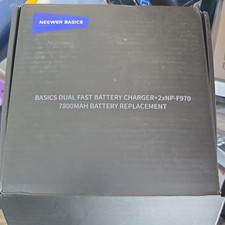 Neewer basic Dual Charger for NP-F970 -7800Mah picture