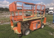 JLG 260MRT Rough Terrain Scissor Lift 4x4 inoperable picture
