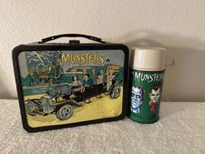 Vintage 1965 The Munsters Metal Lunchbox w/ Matching Thermos Kayro-Vue picture