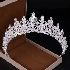 STUNNING LUXURY SILVER CROWN/TIARA WITH CLEAR CRYSTALS & BEADS, BRIDAL OR RACING picture