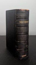 Antique c1880 Oxford Holy Bible Small Leather Gilt Edges Henry Frowde Victorian picture