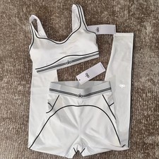 NWT Alo Yoga Contrast Piping Matching Set (Sports Bra + Leggings) picture