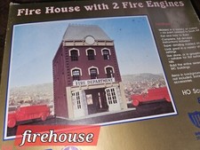 ICH, 2 FIRETRUCK FIRESTATION NEW UNASSEMBLED HO SCALE KIT picture