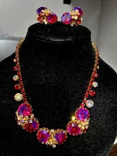Vtg  Stunning UnSigned REGENCY Iridescent Red Glass Stones AB Demi Parure Set picture