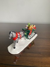 Dept 56 Snow Village Sleigh Ride 4036584 Horse Drawn Sleigh *Missing 1 Shaft* picture