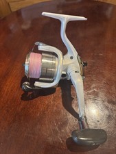 SHIMANO STRADIC 2500FH SPINNING FISHING REEL ULTRA-LIGHT to LIGHT ACTION FISHING picture