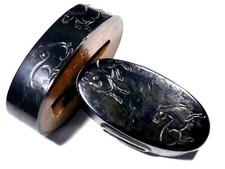 Edo Japan antique signed Hosono Sozaemon Masamori Fuchi Kashira Horse picture