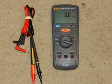 Fluke 1507 Insulation Resistance Tester Megohmmeter w/ Test Leads EXCELLENT COND picture