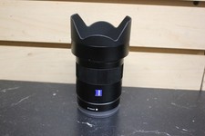 Sony Zeiss Sonnar T* FE 55mm F1.8 ZA Lens for E-Mount picture