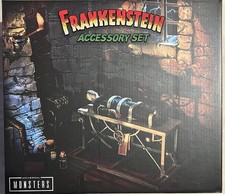 NECA / REEL TOYS /UNIVERSAL MONSTERS - FRANKENSTEIN Accessory Set- NEW -SEALED picture