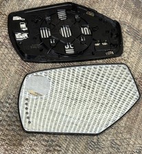 BLEMISH OEM GM Driver Side LH Door Mirror Glass 84499222 14-18 Sierra Silverado picture