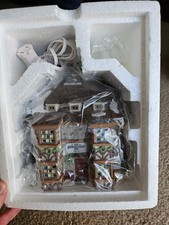 Vintage 1995 Dickens' village series Sir John Fallstaff inn w original packaging picture