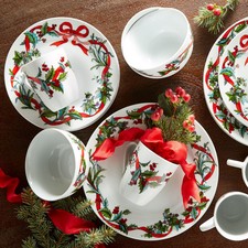 BrylaneHome 16 Piece Christmas Dinnerware Set - White picture