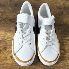 Boys Nike Tennis/ Sneakers 3y picture