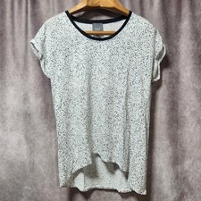 Lysse New York Medium Linen Blend Speckled High Low Short Sleeve Top White dots picture