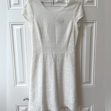 Perfect condition white eyelet dress (just dry-cleaned) Size 8 picture