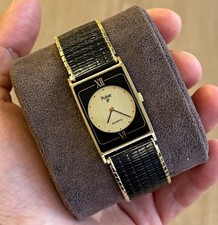 Pulsar Quartz Gold-Tone Rectangle Dial Roman Numerals Quartz picture