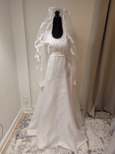 Vintage 1970s Montgomery Ward White Wedding Dress Applique Train Veil Longsleeve picture