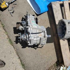 2005-2015 Toyota Tacoma Transfer Case Assembly OEM picture