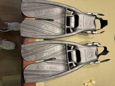 ScubaPro Twin Jet Open Adjustable Heel Split Fins large Black picture