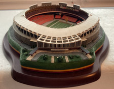 CLEARANCE DANBURYMINT WASHINGTON REDSKINS ROB F KENNEDY MEMORIAL STADIUM  NWOB. picture