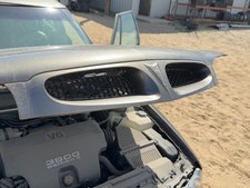 1996-1999 Pontiac Bonneville Front Grille Assembly Oem Se Gold 25639181 picture